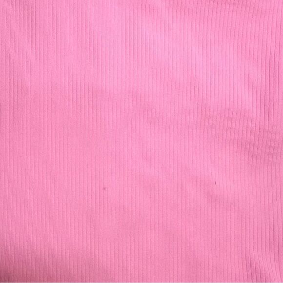 All In Motion Berry Pink Bubblegum Crop Tank Built in Bra Girl's SMALL (6-7) NWT - Picture 5 of 10